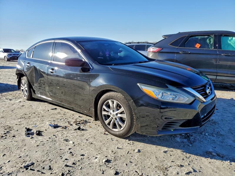Photo 4 from auction – 2018 NISSAN ALTIMA with VIN 1N4AL3AP8JC289434