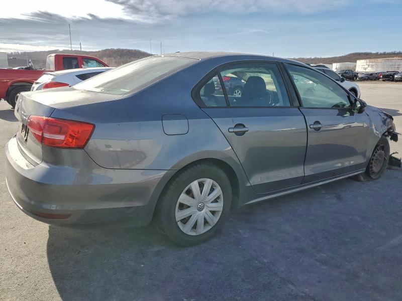 Photo 3 from auction – 2015 VOLKSWAGEN JETTA BASE with VIN 3VW2K7AJ9FM262380