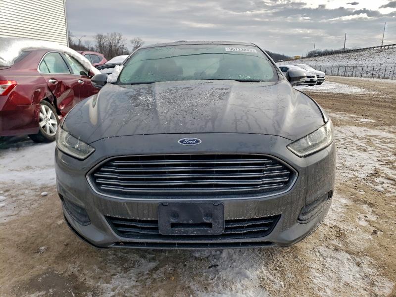 Photo 5 from auction – 2014 FORD FUSION SE with VIN 1FA6P0HD5E5363035