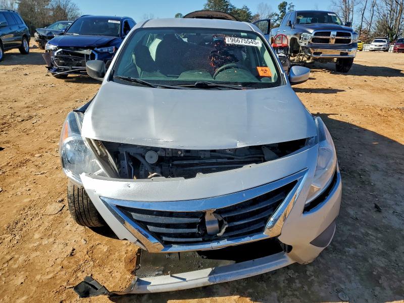 Photo 5 from auction – 2017 NISSAN VERSA with VIN 3N1CN7AP9HL879101