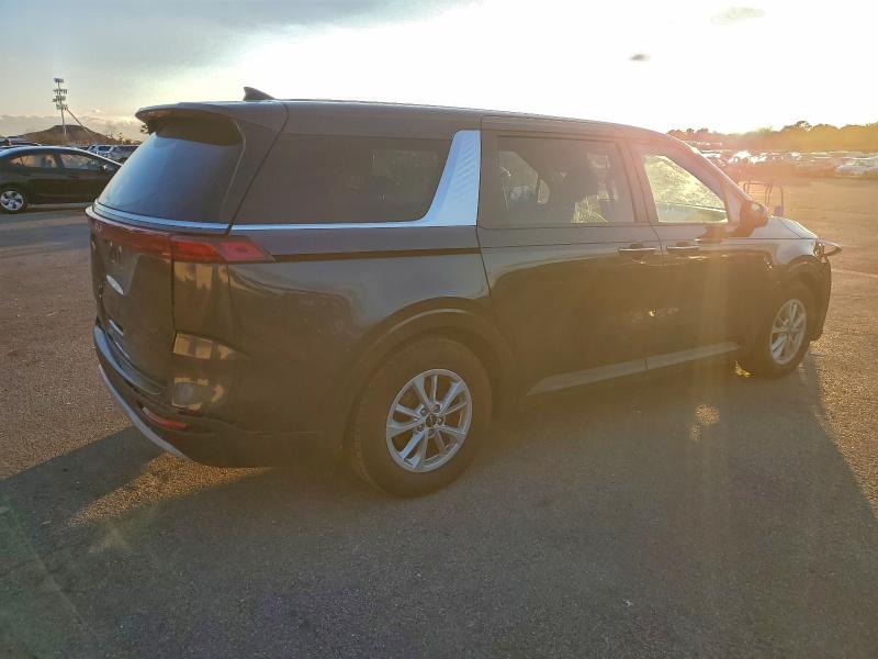Photo 3 from auction – 2024 KIA CARNIVAL with VIN KNDNB4H39R6322264