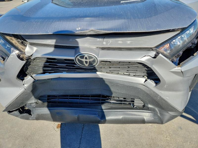 Photo 12 from auction – 2022 TOYOTA RAV4 LE with VIN 2T3H1RFV1NC197482