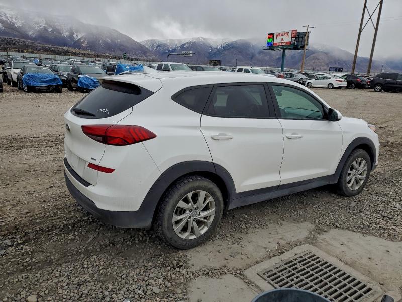 Photo 3 from auction – 2020 HYUNDAI TUCSON SE with VIN KM8J2CA44LU166919