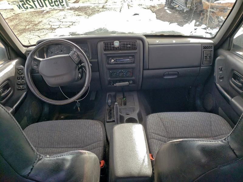 Photo 8 from auction – 2001 JEEP CHEROKEE S with VIN 1J4FF48S21L574678