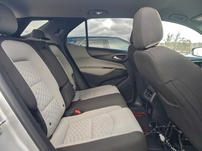 Photo 11 from auction – 2019 CHEVROLET EQUINOX with VIN 2GNAXKEV7K6128477