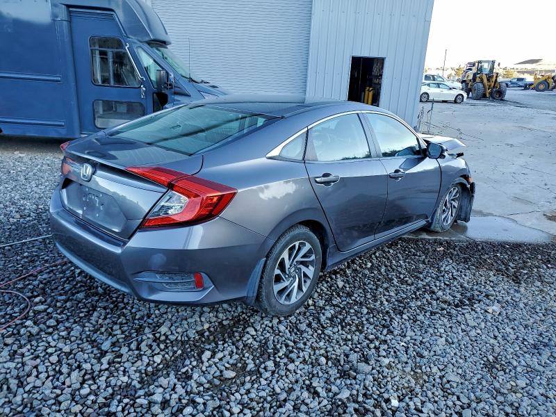 Photo 3 from auction – 2016 HONDA CIVIC EX with VIN 19XFC2F74GE058423