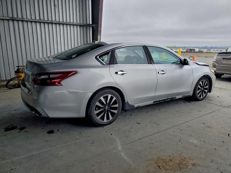 Photo 3 from auction – 2018 NISSAN ALTIMA with VIN 1N4AL3AP2JC167099