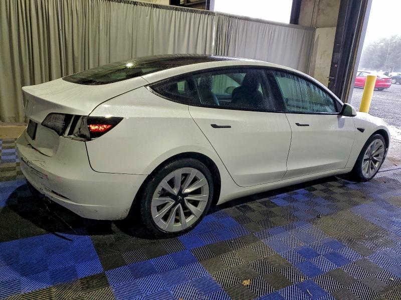 Photo 3 from auction – 2022 TESLA MODEL 3 with VIN 5YJ3E1EA7NF372322