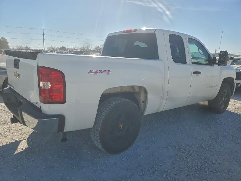 Photo 3 from auction – 2008 CHEVROLET SILVERADO with VIN 1GCEK19J08Z220781