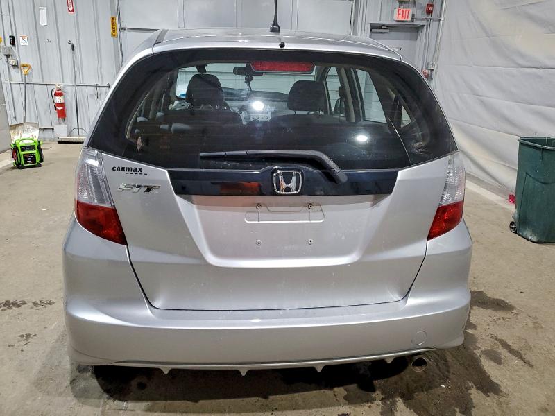 Photo 6 from auction – 2013 HONDA FIT with VIN JHMGE8H33DC082161