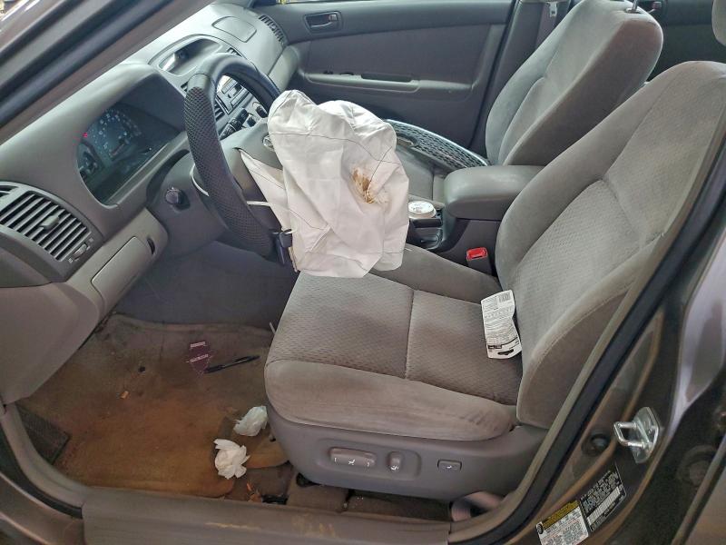 Photo 7 from auction – 2004 TOYOTA CAMRY LE with VIN 4T1BE32K84U918986