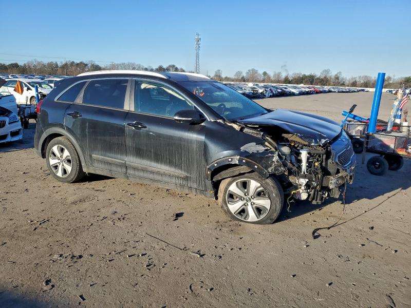 Photo 4 from auction – 2018 KIA NIRO EX with VIN KNDCC3LC6J5120286