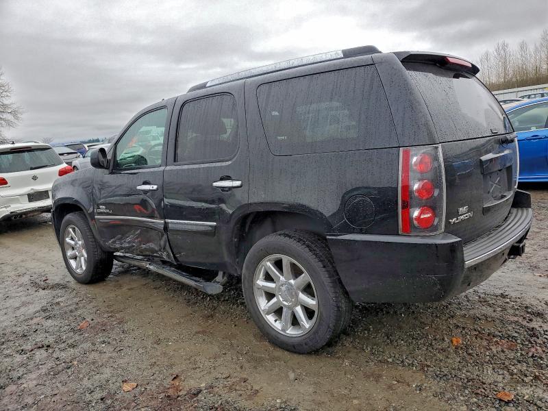 Photo 2 from auction – 2007 GMC YUKON DENA with VIN 1GKFK63807J381379