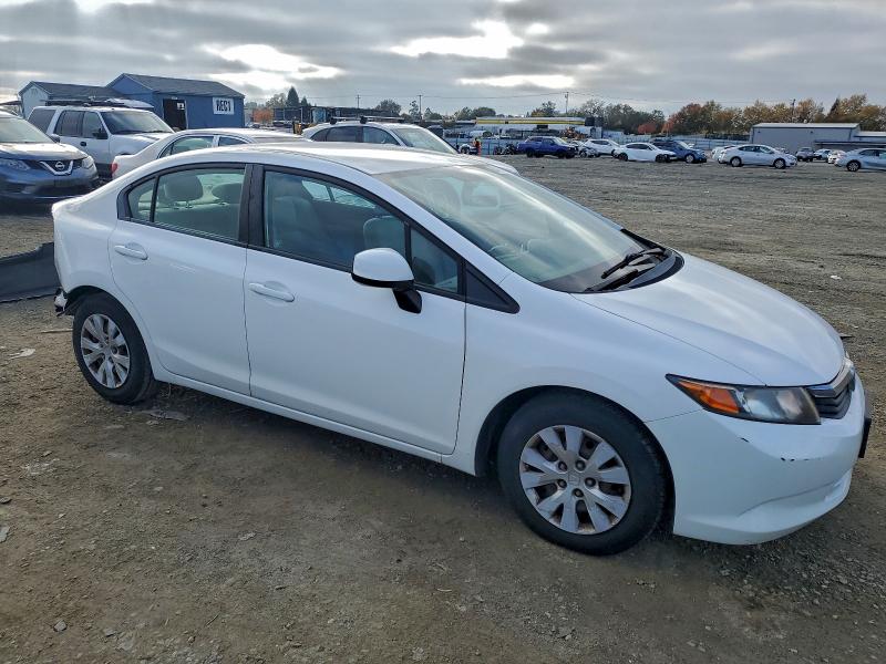 Photo 4 from auction – 2012 HONDA CIVIC LX with VIN 19XFB2F56CE391427