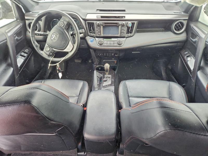Photo 8 from auction – 2017 TOYOTA RAV4 HV SE with VIN JTMJJREV5HD110444