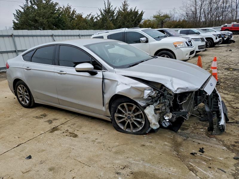 Photo 4 from auction – 2017 FORD FUSION SE with VIN 3FA6P0H76HR401321