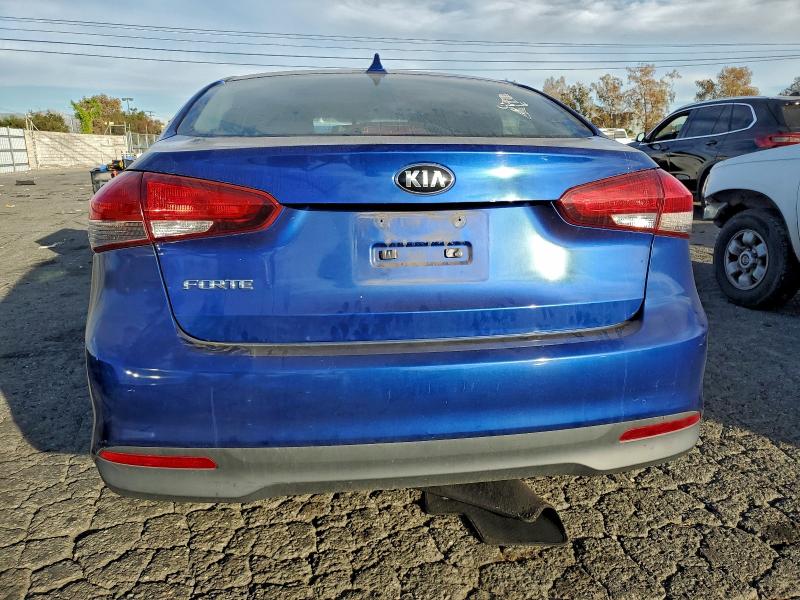 Photo 6 from auction – 2017 KIA FORTE with VIN 3KPFK4A73HE087757