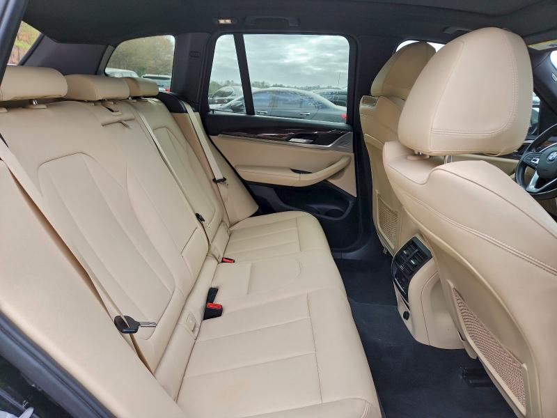 Photo 11 from auction – 2018 BMW X3 XDRIVE3 with VIN 5UXTR9C50JLC77683
