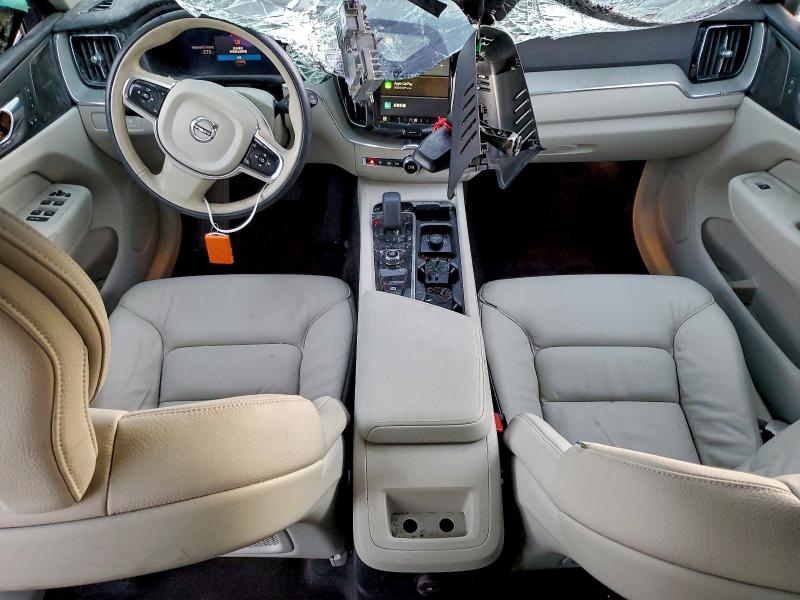 Photo 8 from auction – 2024 VOLVO XC60 PLUS with VIN YV4H60DL3R1915452