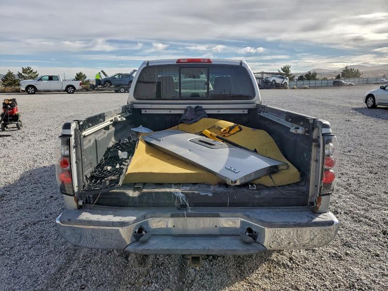 Photo 6 from auction – 2006 NISSAN FRONTIER K with VIN 1N6AD06W06C435349