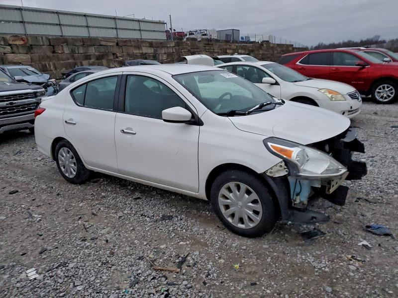 Photo 4 from auction – 2017 NISSAN VERSA S with VIN 3N1CN7AP1HL877228