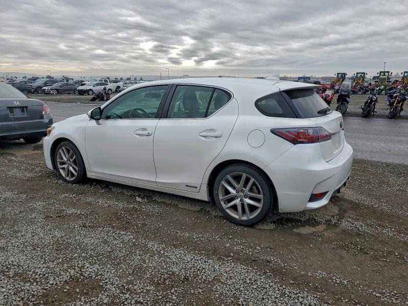 Photo 2 from auction – 2016 LEXUS CT 200 with VIN JTHKD5BH0G2255063