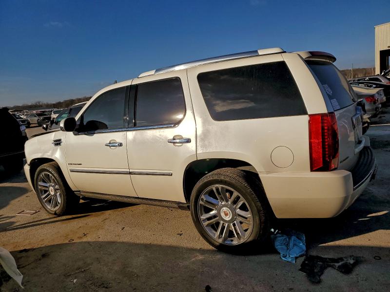 Photo 2 from auction – 2013 CADILLAC ESCALADE P with VIN 1GYS4DEFXDR152607