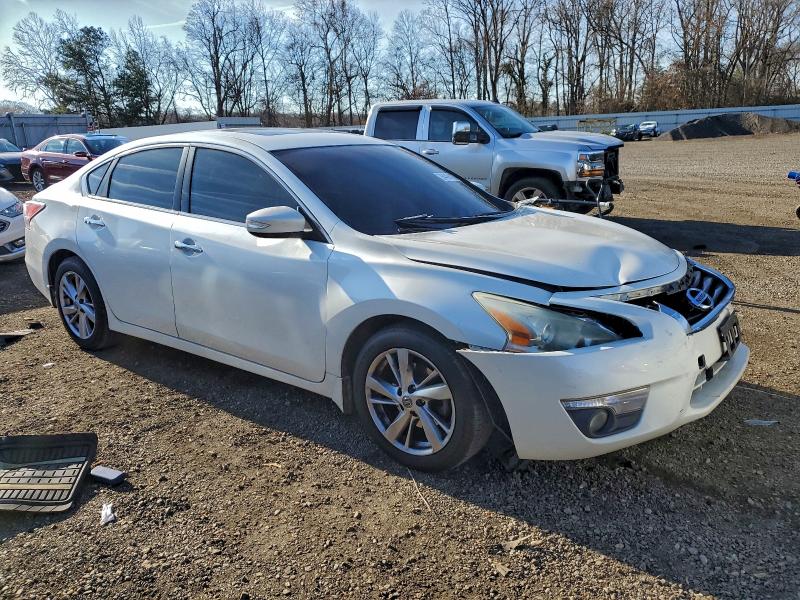 Photo 4 from auction – 2015 NISSAN ALTIMA 2.5 with VIN 1N4AL3AP8FC116469