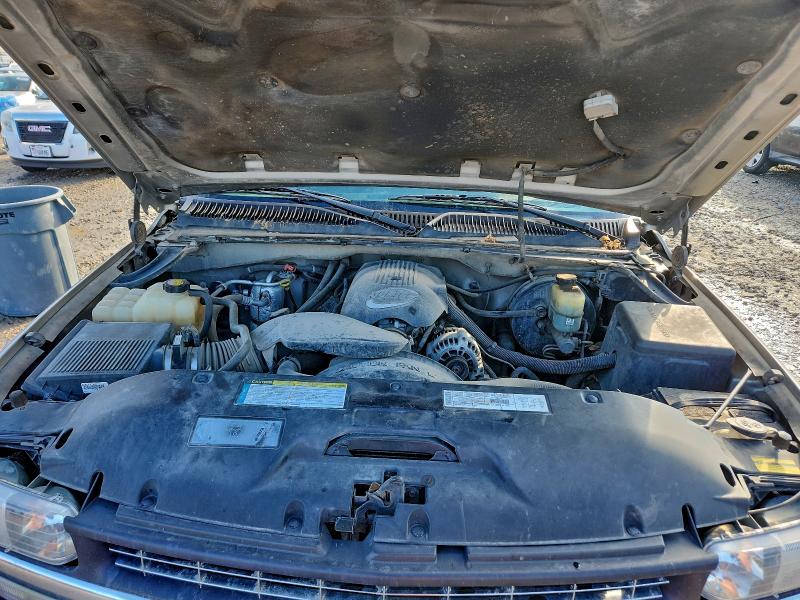 Photo 11 from auction – 2001 CHEVROLET SILVERADO with VIN 1GCEK19T91E112223