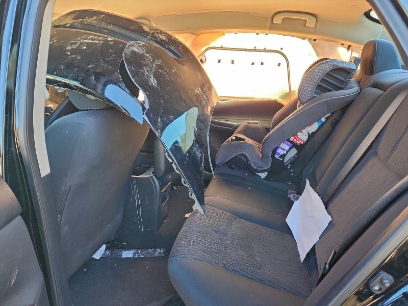 Photo 10 from auction – 2015 NISSAN SENTRA S with VIN 3N1AB7AP5FL694461