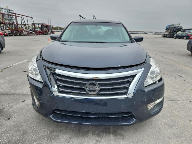 Photo 5 from auction – 2015 NISSAN ALTIMA with VIN 1N4AL3AP1FN306537