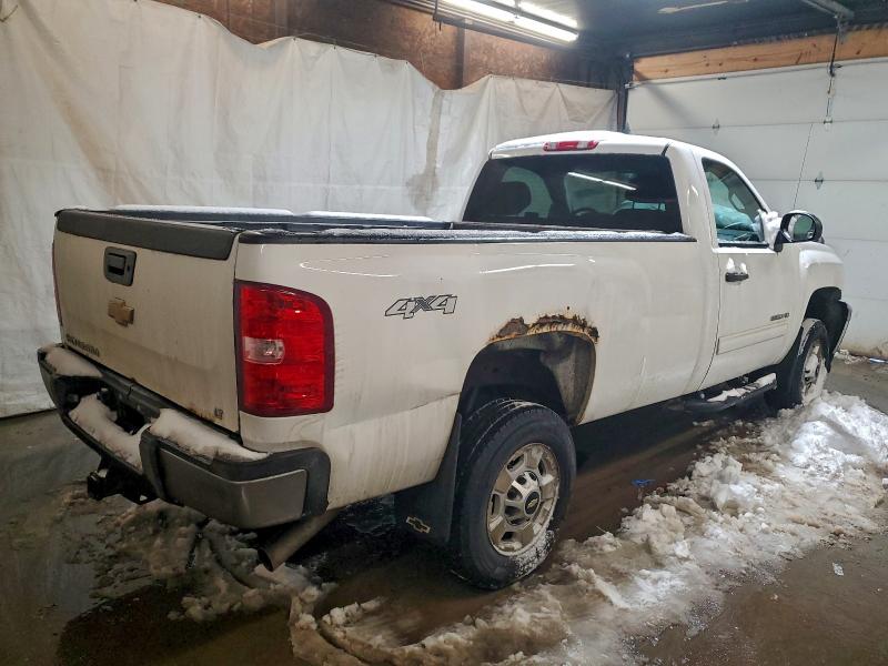 Photo 3 from auction – 2013 CHEVROLET SILVERADO with VIN 1GC0KXCG6DF185458