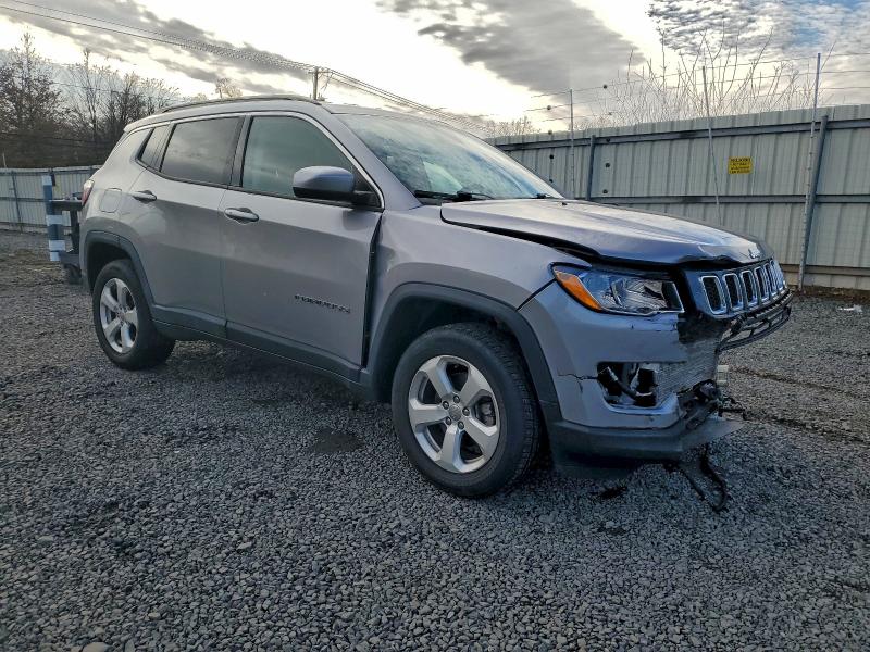 Photo 4 from auction – 2019 JEEP COMPASS LA with VIN 3C4NJDBB5KT847059