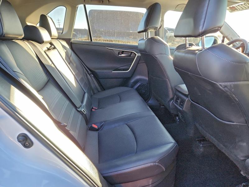 Photo 10 from auction – 2023 TOYOTA RAV4 LIMIT with VIN 4T3D6RFV8PU110145