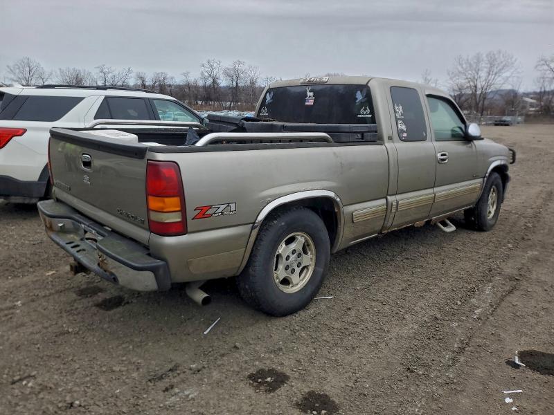 Фото 3 с аукциона – 2001 CHEVROLET SILVERADO с VIN 1GCEK19T01E204403
