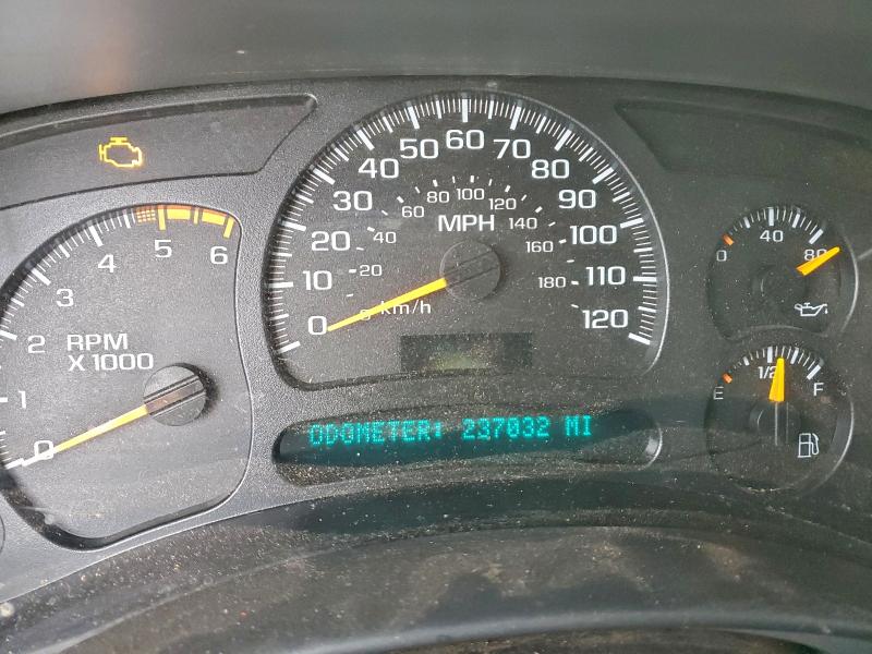 Photo 9 from auction – 2003 CHEVROLET SILVERADO with VIN 1GCHK29G53E357769