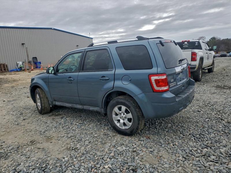 Photo 2 from auction – 2011 FORD ESCAPE LIM with VIN 1FMCU9EG8BKB12236