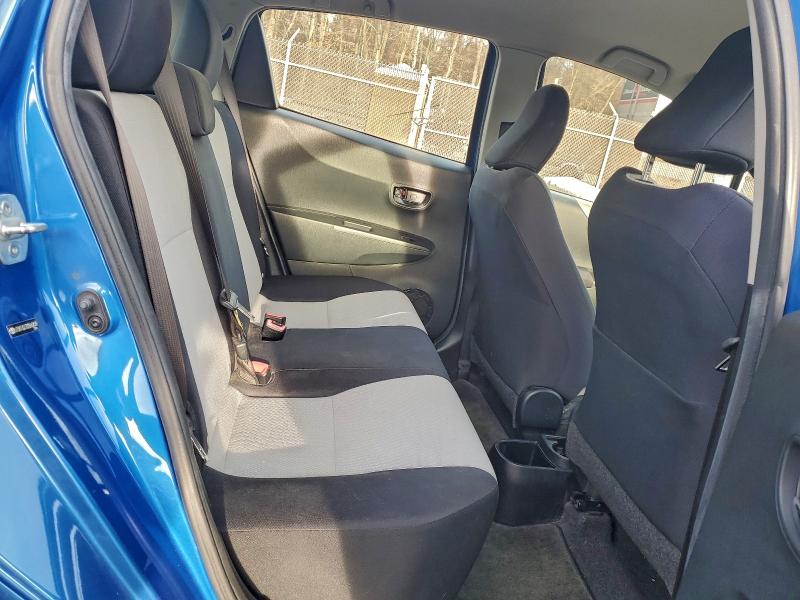 Photo 10 from auction – 2013 TOYOTA YARIS with VIN JTDKTUD37DD560429