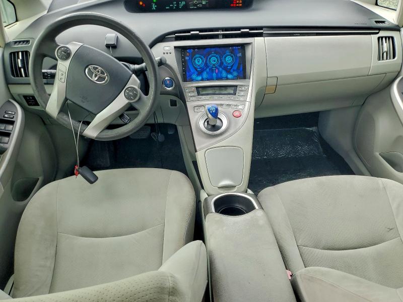 Photo 8 from auction – 2013 TOYOTA PRIUS with VIN JTDKN3DU5D5540574