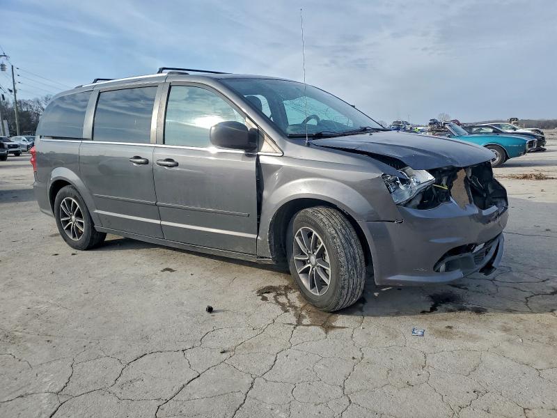 Photo 4 from auction – 2017 DODGE GRAND CARAVAN with VIN 2C4RDGCG1HR863582
