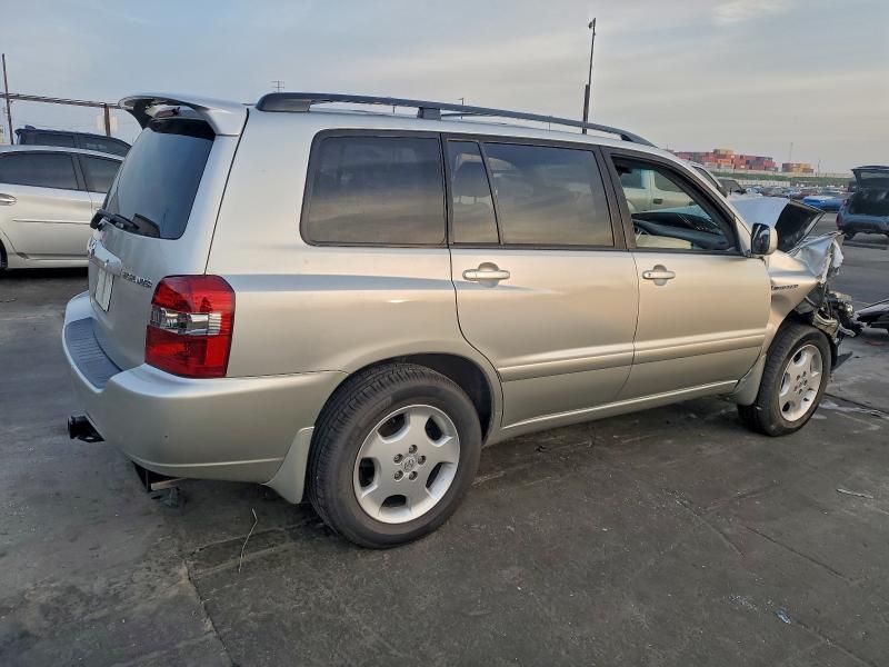 Photo 3 from auction – 2006 TOYOTA HIGHLANDER with VIN JTEDP21A960107200