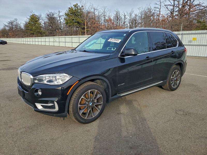 BMW X5 XDRIVE3 2017 with VIN 5UXKR0C35H0V78142 - Photo from auction