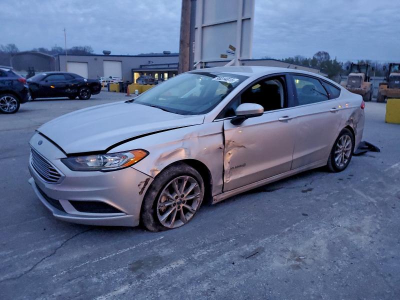 FORD FUSION 2017 مع رقم تعريف المركبة 3FA6P0LU0HR297213 - صورة من المزاد