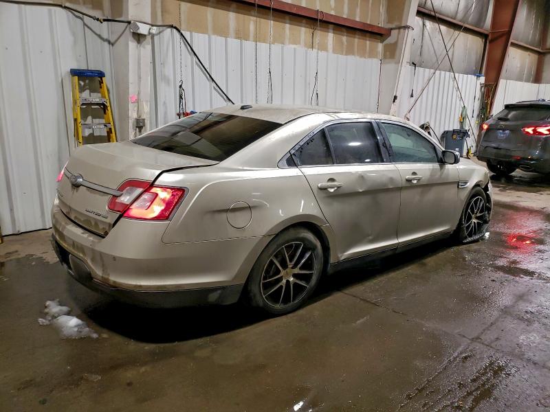 Photo 3 from auction – 2010 FORD TAURUS LIM with VIN 1FAHP2JW1AG156754