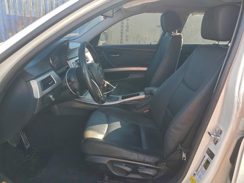 Photo 7 from auction – 2009 BMW 328 I with VIN WBAPH77539NM28031