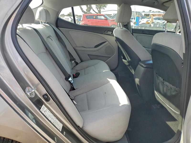 Photo 10 from auction – 2013 KIA OPTIMA LX with VIN 5XXGM4A70DG169557