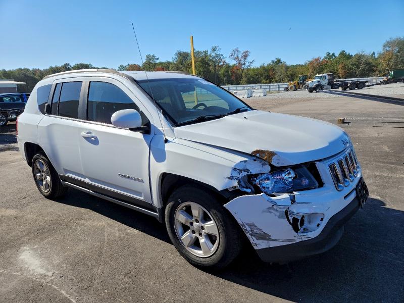 Photo 4 from auction – 2017 JEEP COMPASS LA with VIN 1C4NJCEB8HD160419