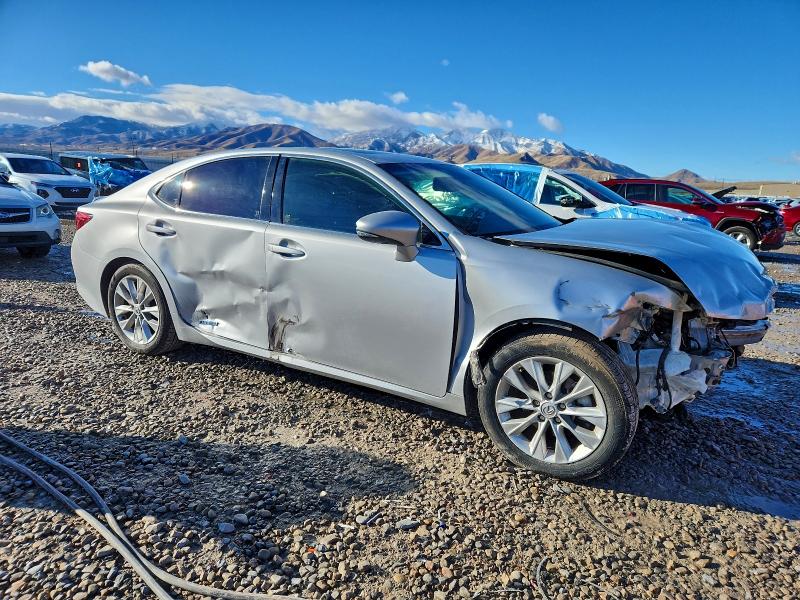 صورة رقم 4 من المزاد - 2015 LEXUS ES 300H مع VIN JTHBW1GG3F2081054
