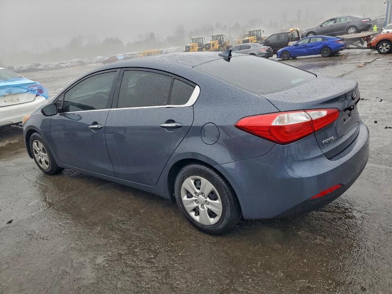 Photo 2 from auction – 2015 KIA FORTE EX with VIN KNAFX4A81F5290968