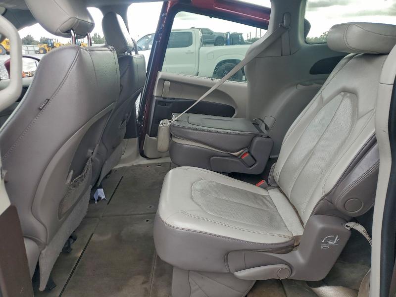 Photo 11 from auction – 2018 CHRYSLER PACIFICA T with VIN 2C4RC1BG0JR276183